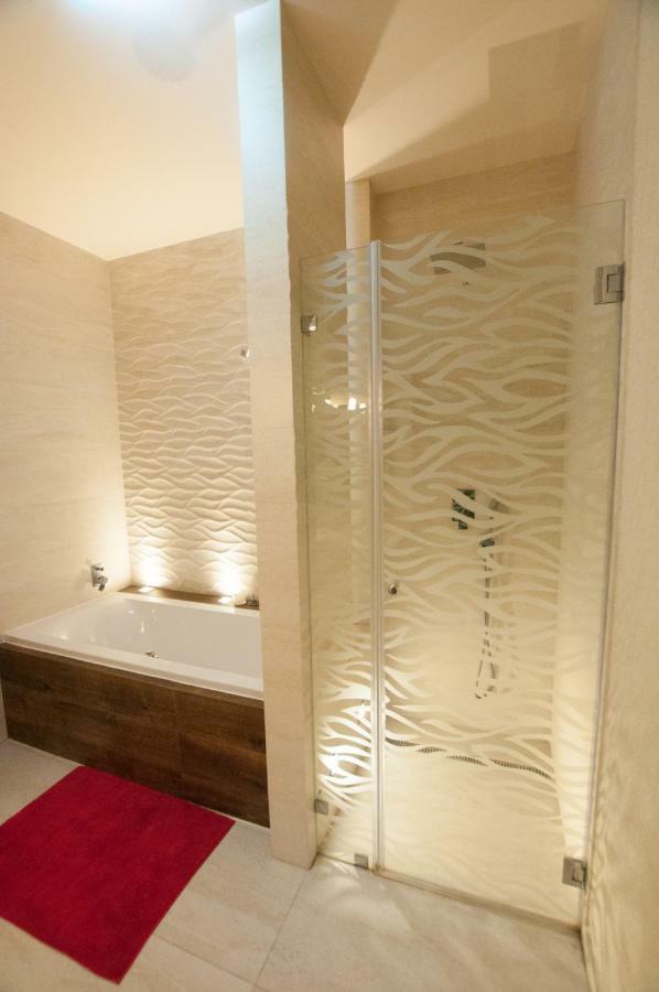 Prestige Apartment Komarno Exterior photo